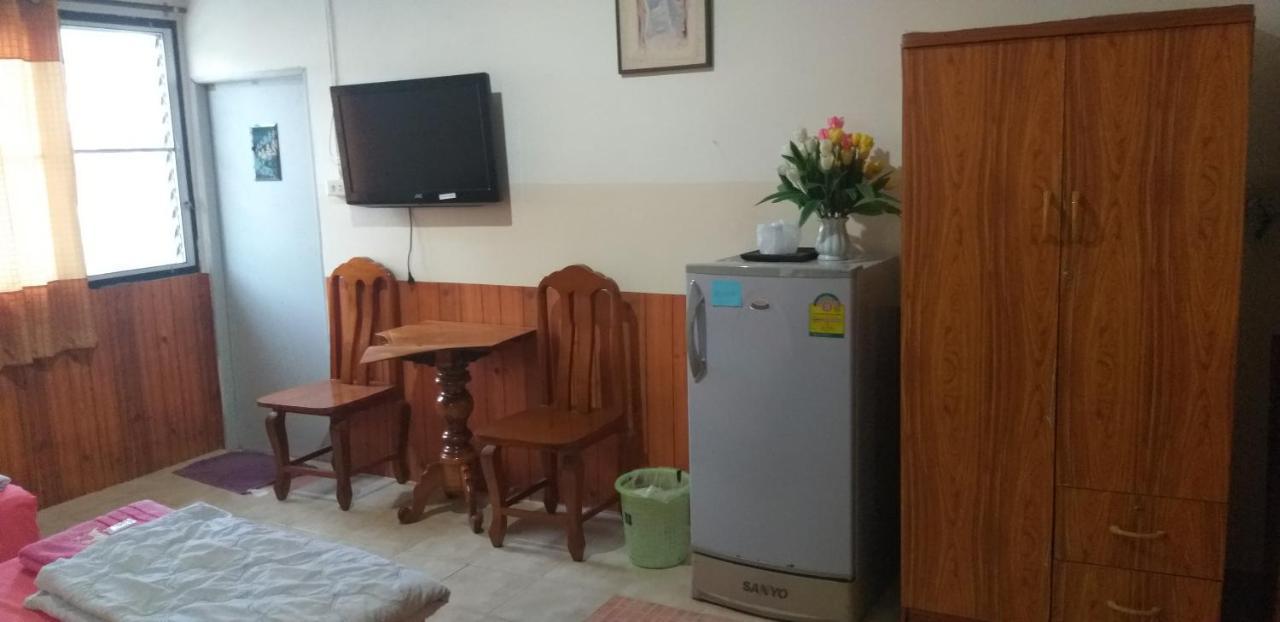 Tanyahouse Hotel Chiang Rai Buitenkant foto